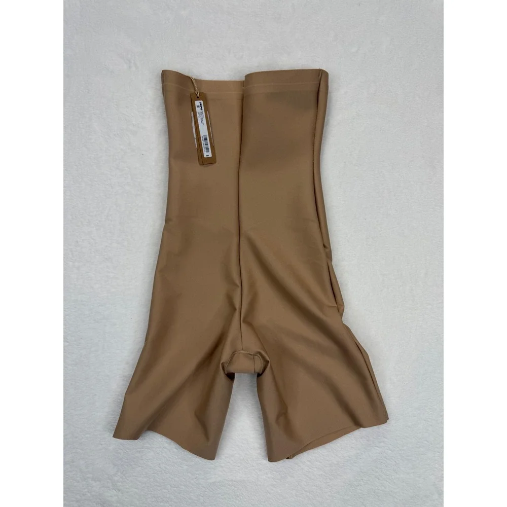 SKIMS Body Core HighWaisted Short Clay Brown Shapewear SO-SHO-952W Womens Size S